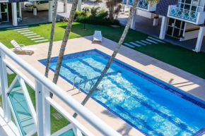 Apto a 70 metros da praia, Piscina, 03 Ar Condicionados, Vaga de Garagem